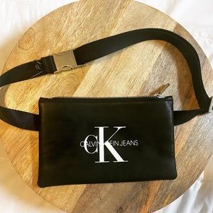 Adjustable Calvin Klein Belt Bag